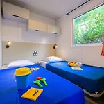 Mobil Confortable Avec Terrasse A - Api-1-52-1056 Campsite *