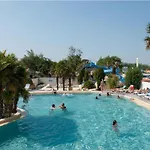 Mobil Confortable Avec Terrasse A - Api-1-52-1056 Campsite *