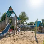 Mobil Confortable Avec Terrasse A - Api-1-52-1056 Campsite *