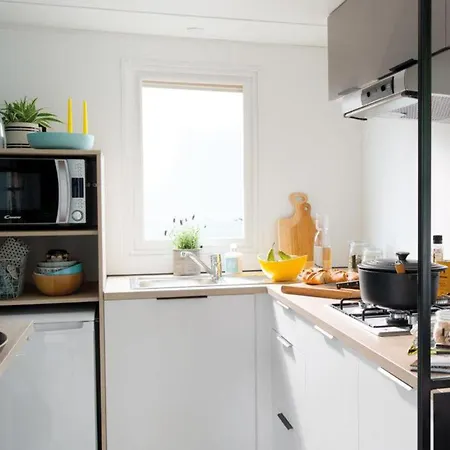 Camping Mobil Confortable Avec Terrasse à - Api-1-52-1056