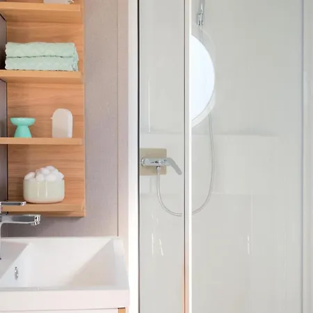 Mobil Confortable Avec Terrasse A - Api-1-52-1056 Campsite *