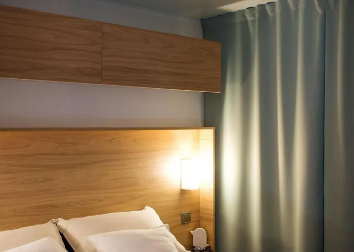 Mobil Confortable Avec Terrasse à - Api-1-52-1056 Camping Saint-Jean-de-Monts