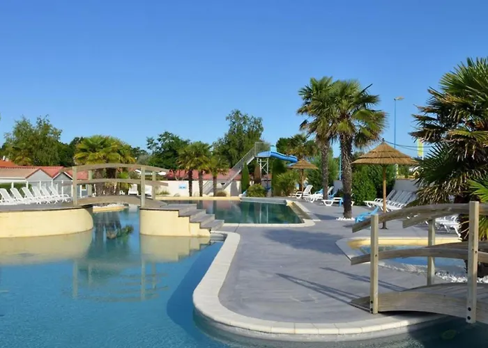 Mobil Confortable Avec Terrasse à - Api-1-52-1056