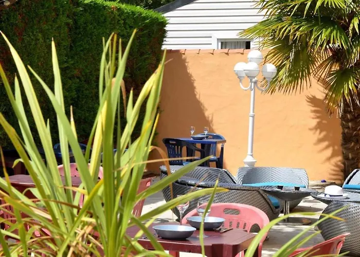 Mobil Confortable Avec Terrasse à - Api-1-52-1056 *